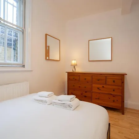 Comfortable 2 Bedroom In Tooting