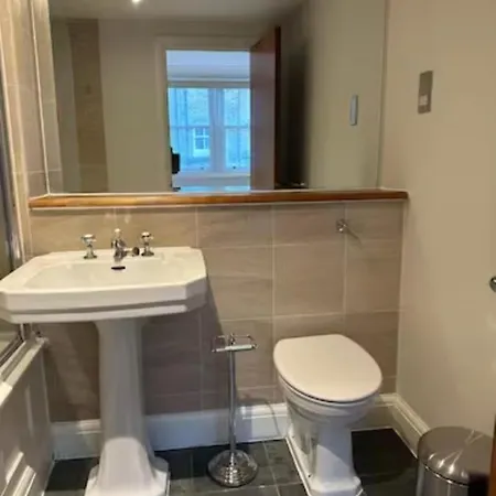 Homestay Turner House