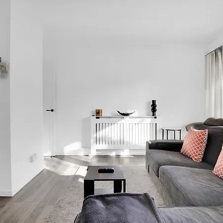 Peckham By Aps London