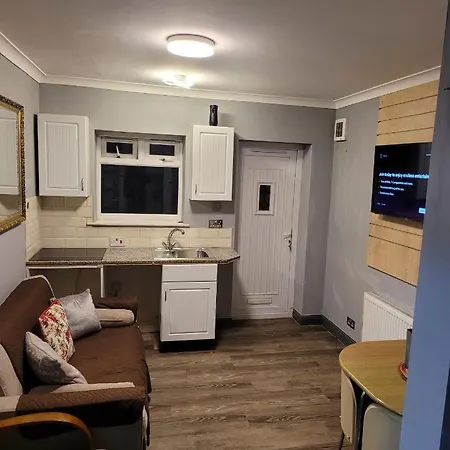Evergreen 2bedroom-sleeps Up To 7,2 Bathroom Apartment