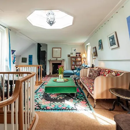 Apartment The Kensington Gatehouse London