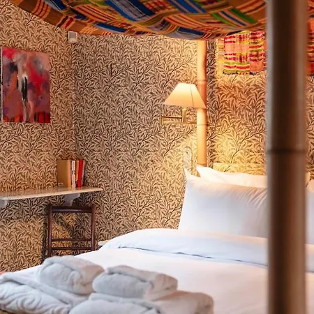 Apartment The Kensington Gatehouse London
