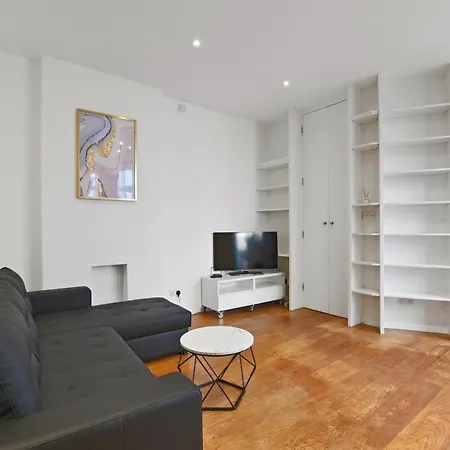 Cozy Flat Near Kensington Palace London