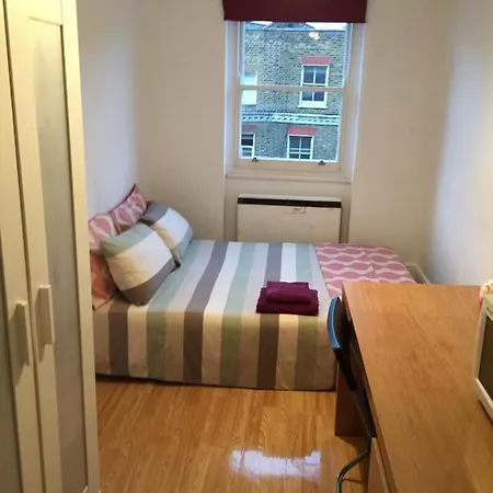 Cozy Goodge St Homestay London