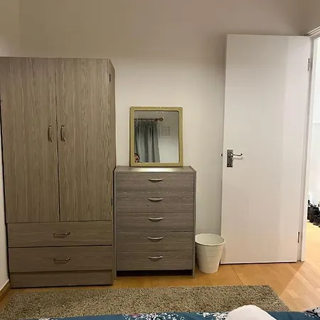 Apartment 2 Bedroom Flat In Leicester Square