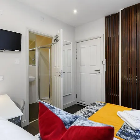 Single Studio Flat Apartment