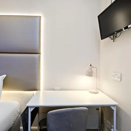 Apartment Single Studio Flat