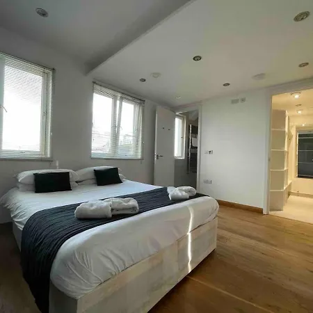 Luxurious Two Bedroom Penthouse