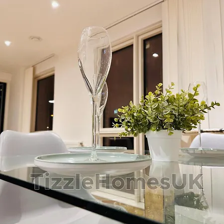 Tizzlehomesuk Apartment London
