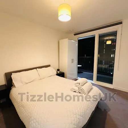 Tizzlehomesuk Apartment London