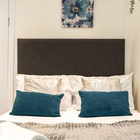 Apartment Stunning 3 Bed Townhouse