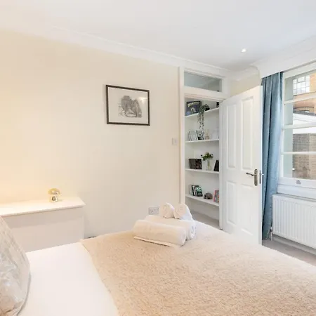 Apartment Stunning 3 Bed Townhouse