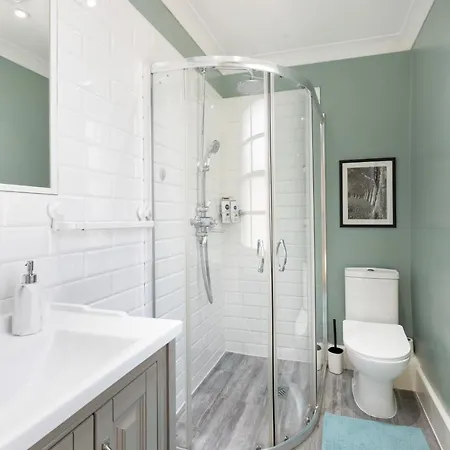 Stunning 3 Bed Townhouse