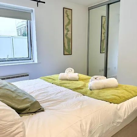 Kings Cross Apartment London