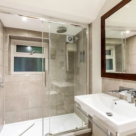Beautiful Two-bed Abode Near King Cross *