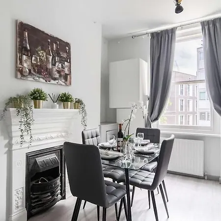 Lovely - Great Portland Street - Zoo - Central Located