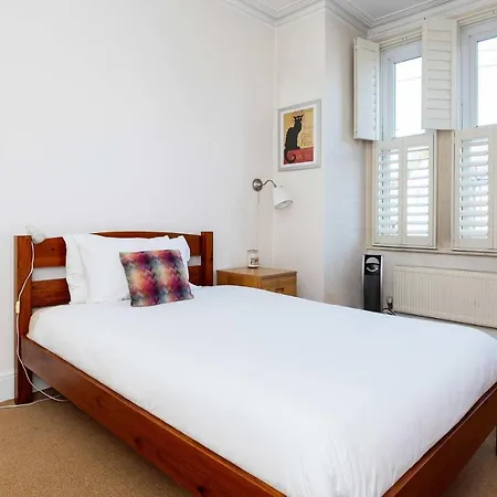 Veeve - The Tranquil Townhouse Holiday home *
