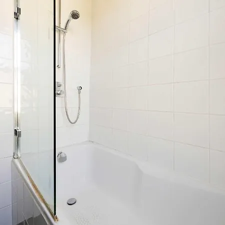 Veeve - The Tranquil Townhouse Holiday home *