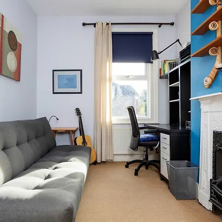 Holiday home Veeve - The Tranquil Townhouse