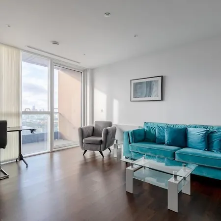 Chic 1bd Flat Wviews Of The Shard - South Quay!