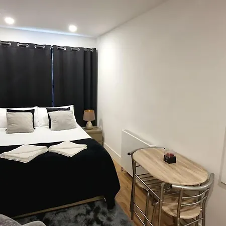 Homestay Chanel Ensuite Double *