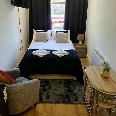 Homestay Chanel Ensuite Double *