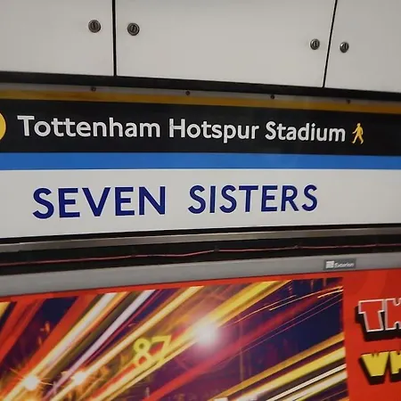 Parkside North - Victoria Line *