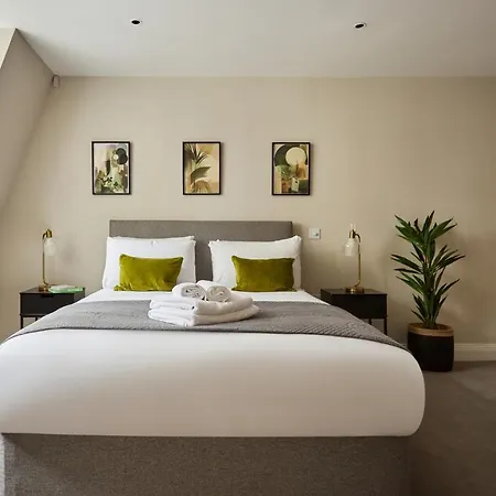 Chancery Lane By Viridian * London