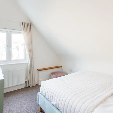 2 Bedroom In Covent Garden Sleeps 6 *