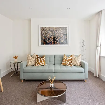 Apartment 2 Bedroom In Covent Garden Sleeps 6 *