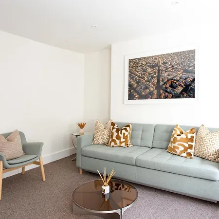 2 Bedroom In Covent Garden Sleeps 6 Apartment