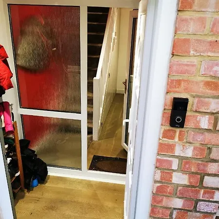 Riverview, Stylish Non Smoking Loft Ensuite 4 Rent