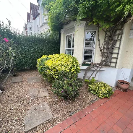 Homestay Grand Tulse Hill