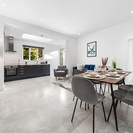 Sercasa - Woodside Park - North Finchley * Whetstone