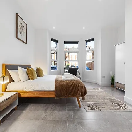 Sercasa - Woodside Park - North Finchley Whetstone