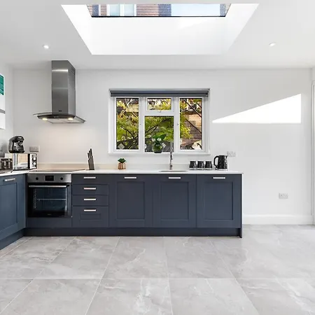 Sercasa - Woodside Park - North Finchley *