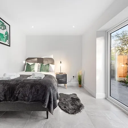 Sercasa - Woodside Park - North Finchley * Whetstone