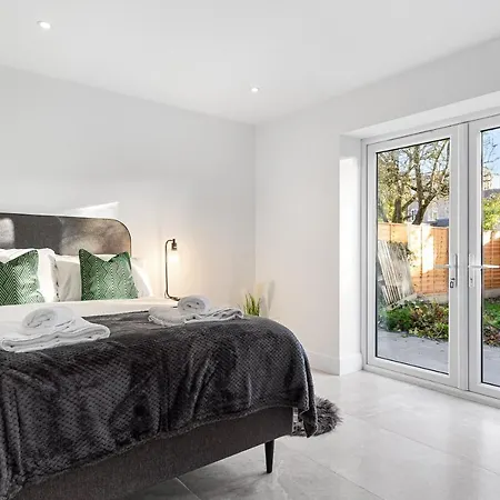 Sercasa - Woodside Park - North Finchley *