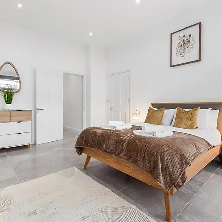 Sercasa - Woodside Park - North Finchley Whetstone