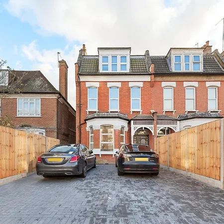 Sercasa - Woodside Park - North Finchley * Whetstone
