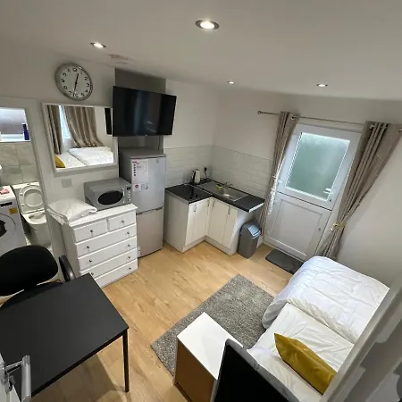 Guest house Keedonwood Road Bromley, With Free Wifi Bromley