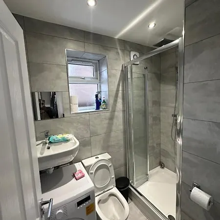 Keedonwood Road Bromley, With Free Wifi Guest house Bromley