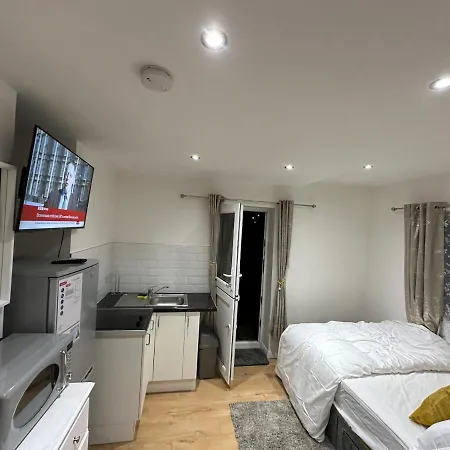 Keedonwood Road Bromley, With Free Wifi Guest house Bromley