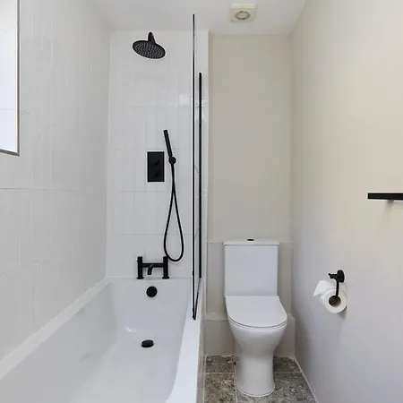 Apartment The Leyton Midland Crib - Cozy 2bdr Flat With Study + Garden *