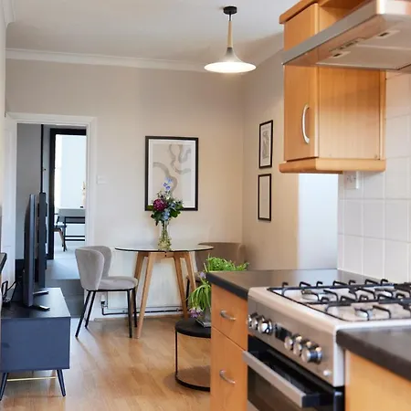 The Leyton Midland Crib - Cozy 2bdr Flat With Study + Garden Apartment *