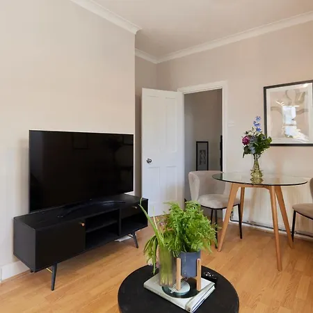 Apartment The Leyton Midland Crib - Cozy 2bdr Flat With Study + Garden London