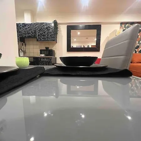 Nice Studioflat In Apartment *