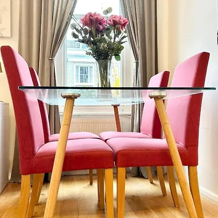 Apartment Charming 2 Beds In Chelsea By Earl's Court Station London