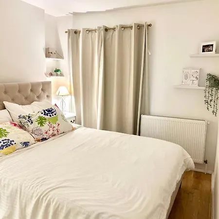 Charming 2 Beds In Chelsea By Earl's Court Station Apartment London