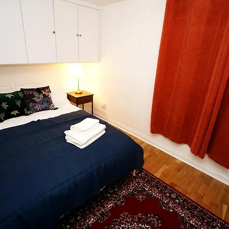 Apartment Cozy Retreat By Aresti